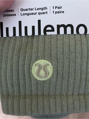 lululemon fog green unisex daily essential quarter socks with tonal logo